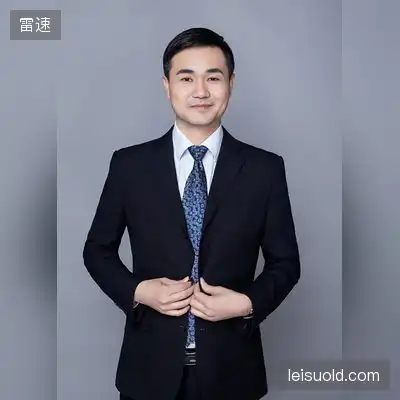 李璟